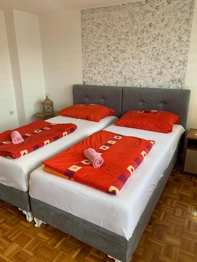 Guest House Husejn Dubrave Gornje Exterior foto
